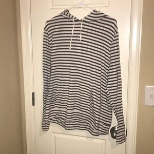 Hooded long sleeve shirt